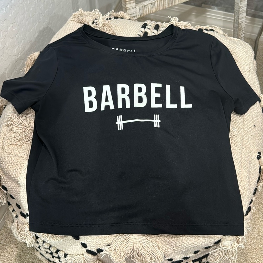 Barbell brand crop tee size medium